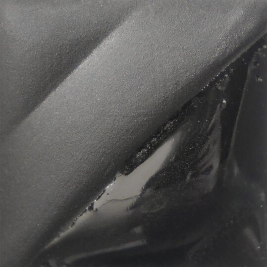 Ultra Black Underglaze V-362 Amaco - Image 3